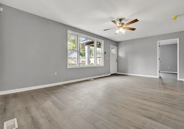 Photo 4 of Single family home for sale at 202 Holland St, Gaffney, SC 29341 | MLS# SPN342978 | Listing updated on 2026-10-23