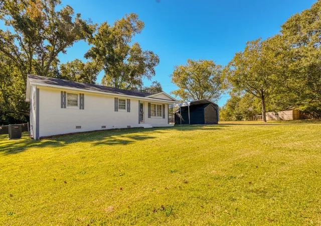 Photo 1 of Single family home for sale at 120 Sunnydale Cir, Spartanburg, SC 29303 | MLS# SPN342981 | Listing updated on 2026-10-28
