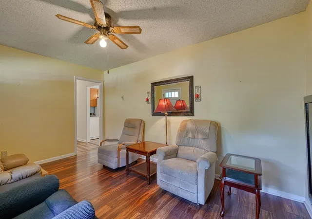 Photo 3 of Single family home for sale at 120 Sunnydale Cir, Spartanburg, SC 29303 | MLS# SPN342981 | Listing updated on 2026-10-28