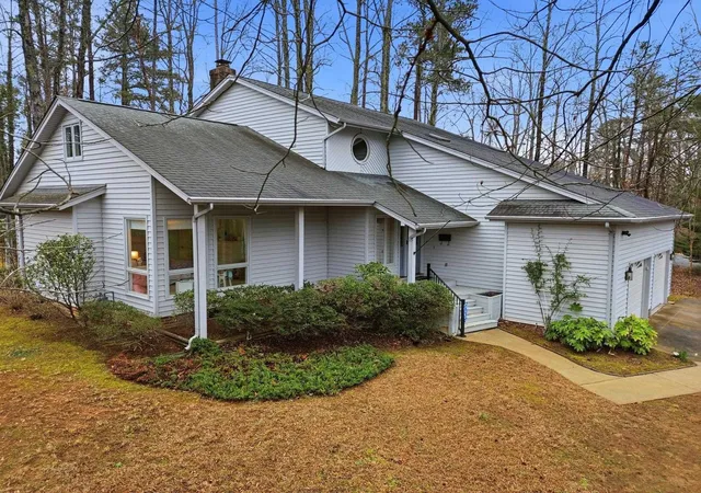 Photo 4 of Single family home for sale at 417 Forest Ln Dr, Gaffney, SC 29340 | MLS# SPN342997 | Listing updated on 2026-10-28