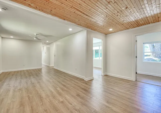 Photo 3 of Single family home for sale at 1935 Old Grv Rd, Piedmont, SC 29673 | MLS# SPN343013 | Listing updated on 2026-10-27