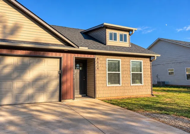 Photo 3 of Multi family home for sale at 8614/8616 Valley Fls Rd, Boiling Springs, SC 29316 | MLS# SPN343034 | Listing updated on 2026-10-24