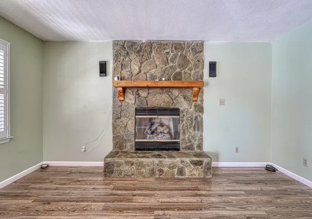 Photo 4 of Single family home for sale at 200 S Pointe, Cowpens, SC 29330 | MLS# SPN343046 | Listing updated on 2026-10-24