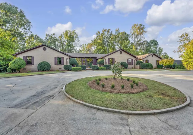 Photo 1 of Single family home for sale at 118 Clearcreek Dr, Boiling Springs, SC 29316 | MLS# SPN343050 | Listing updated on 2026-10-28