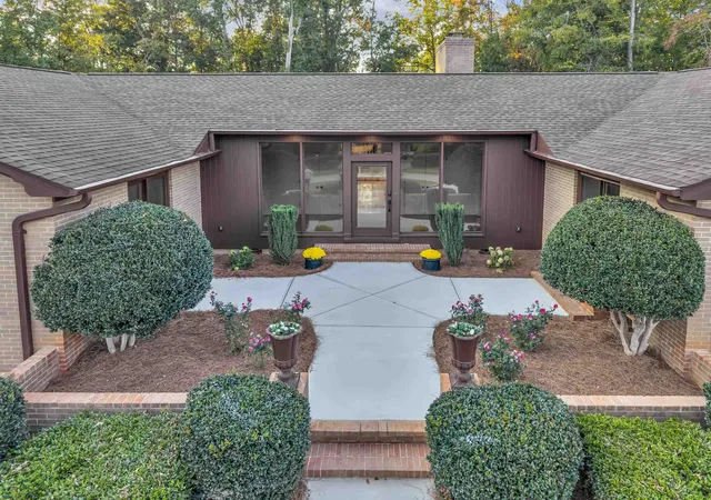 Photo 4 of Single family home for sale at 118 Clearcreek Dr, Boiling Springs, SC 29316 | MLS# SPN343050 | Listing updated on 2026-10-28