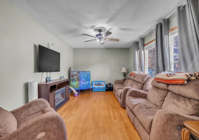 Photo 2 of Single family home for sale at 112 Southland Ct, Boiling Springs, SC 29316 | MLS# SPN343078 | Listing updated on 2026-10-25