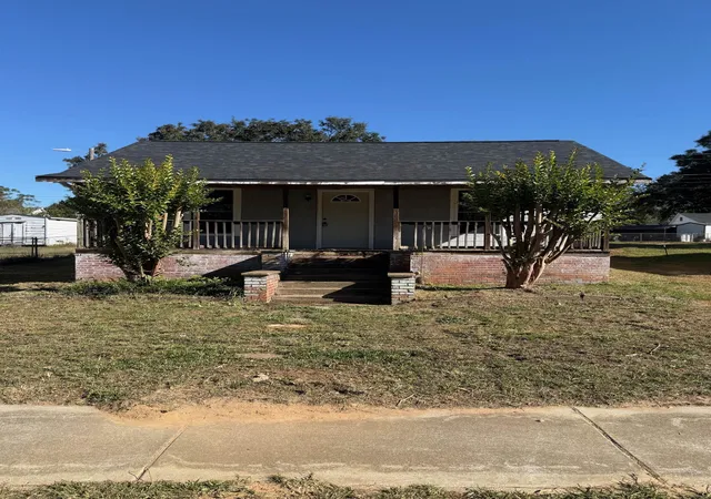 Photo 1 of Single family home for sale at 327 Woodruff St, Woodruff, SC 29388 | MLS# SPN343088 | Listing updated on 2026-10-25