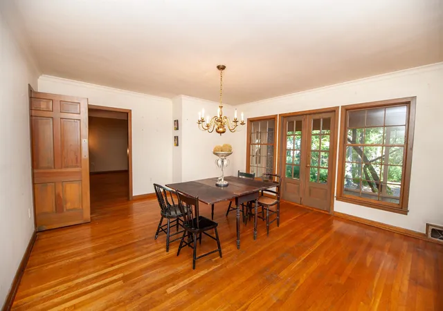 Photo 3 of Single family home for sale at 1510 Barberry Ln, Spartanburg, SC 29302 | MLS# SPN343095 | Listing updated on 2026-10-28