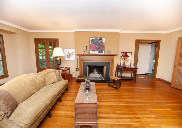 Photo 3 of Single family home for sale at 1510 Barberry Ln, Spartanburg, SC 29302 | MLS# SPN343095 | Listing updated on 2026-10-28