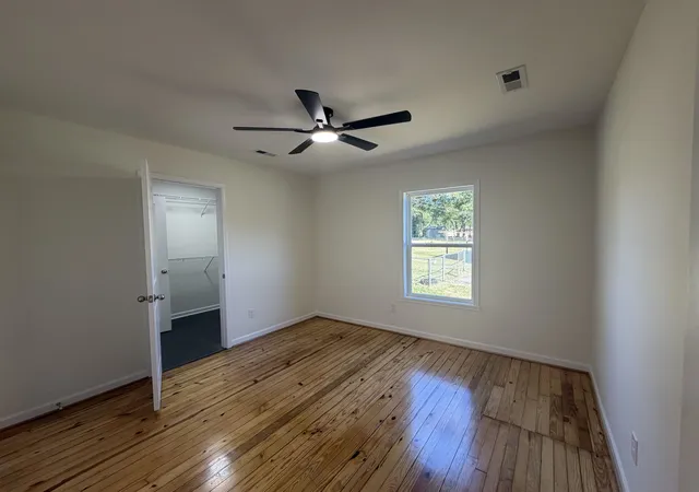 Photo 3 of Single family home for sale at 90 N Main St, Inman, SC 29349 | MLS# SPN343103 | Listing updated on 2026-10-27