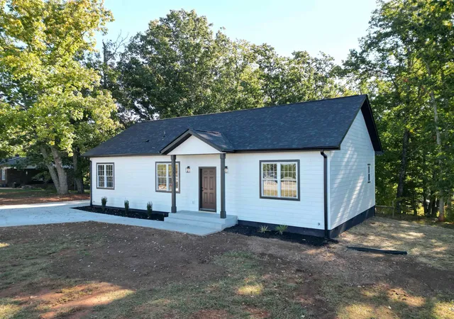 Single family home for sale at 3923 Union Hwy, Gaffney, SC 29340 | MLS# SPN343107