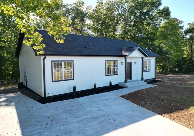Photo 1 of Single family home for sale at 3923 Union Hwy, Gaffney, SC 29340 | MLS# SPN343107 | Listing updated on 2026-10-27