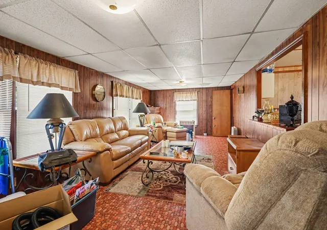 Photo 4 of Manufactured home for sale at 660 Neighborhood Rd, Wellford, SC 29385 | MLS# SPN343125 | Listing updated on 2026-10-28