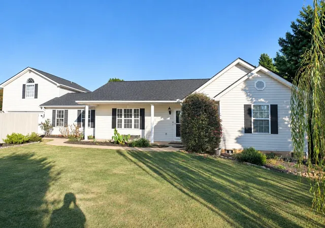 Single family home for sale at 2335 Mays Brg Rd, Greer, SC 29651 | MLS# SPN343150