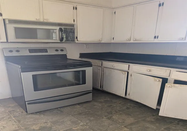 Photo 3 of Single family home for sale at 2351 Pecan Dr, Spartanburg, SC 29307 | MLS# SPN343154 | Listing updated on 2026-10-28