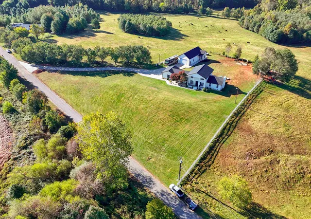 Photo 1 of Single family home for sale at 369 Beason Rd, Gaffney, SC 29341 | MLS# SPN343162 | Listing updated on 2026-10-29