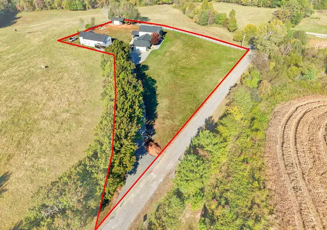 Photo 4 of Single family home for sale at 369 Beason Rd, Gaffney, SC 29341 | MLS# SPN343162 | Listing updated on 2026-10-29