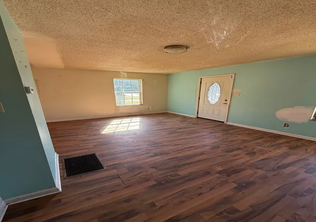 Photo 4 of Single family home for sale at 781 Baltimore St, Spartanburg, SC 29301 | MLS# SPN343191 | Listing updated on 2026-10-29