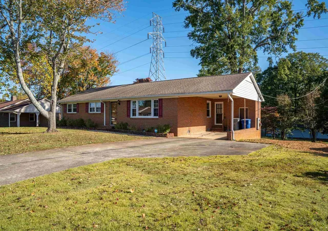 Photo 1 of Single family home for sale at 113 Convair Dr, Spartanburg, SC 29301 | MLS# SPN343211 | Listing updated on 2026-10-29