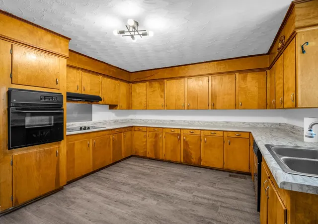 Photo 4 of Single family home for sale at 118 Worthmore Dr, Gaffney, SC 29340 | MLS# SPN343213 | Listing updated on 2026-10-29