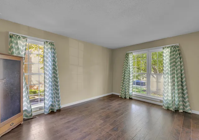 Photo 2 of Single family home for sale at 4331 Conrad Dr, Spartanburg, SC 29301 | MLS# SPN343224 | Listing updated on 2026-10-29