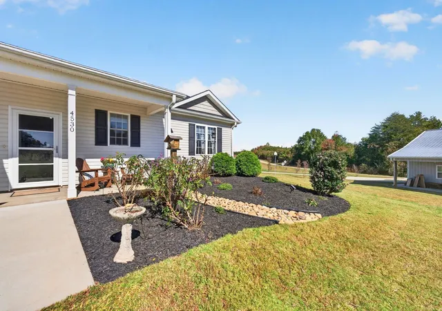 Photo 4 of Single family home for sale at 4530 Peachtree Rd, Chesnee, SC 29323 | MLS# SPN343260 | Listing updated on 2026-10-29