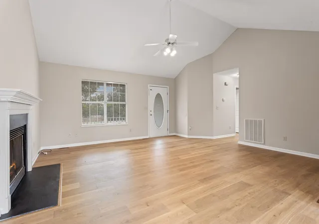 Photo 4 of Single family home for sale at 3438 Stone Sta Rd, Spartanburg, SC 29306 | MLS# SPN343305 | Listing updated on 2026-10-30