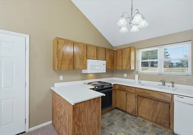 Photo 4 of Single family home for sale at 40 Orchard Dr, Inman, SC 29349 | MLS# SPN343346 | Listing updated on 2026-10-30