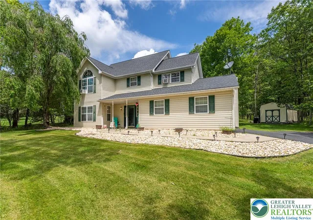 Photo 2 of Single Family Residence at 2175 Village Rd, Effort, PA 18330 | MLS# 760810 |  | Sold on 2025-11-24