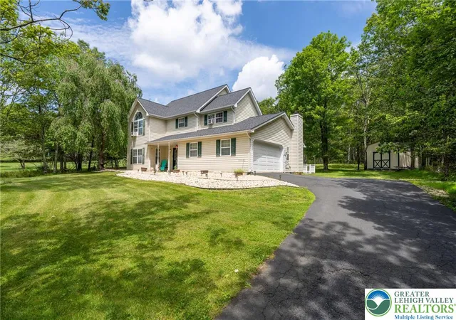 Photo 3 of Single Family Residence at 2175 Village Rd, Effort, PA 18330 | MLS# 760810 |  | Sold on 2025-11-24