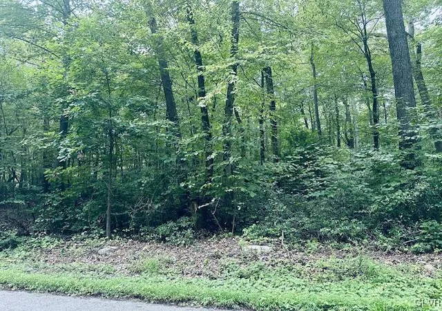 Homes for sale in Heidelberg Twp, PA | 9050 Reservoir Rd, Heidelberg Twp, PA 18053 | MLS# 744255