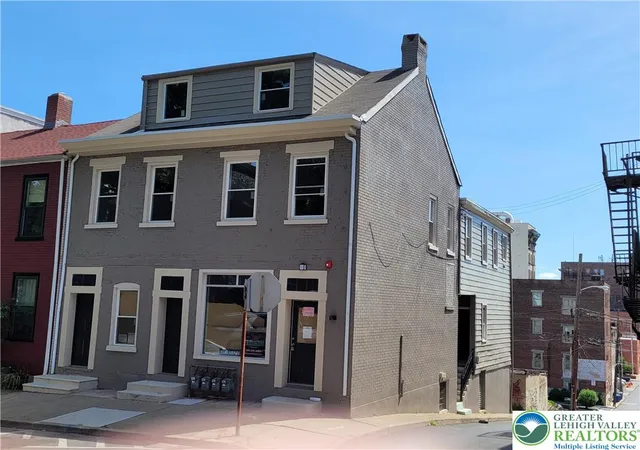 Homes for sale in Easton, PA | 26 S 5th St, Easton, PA 18042 | MLS# 756267