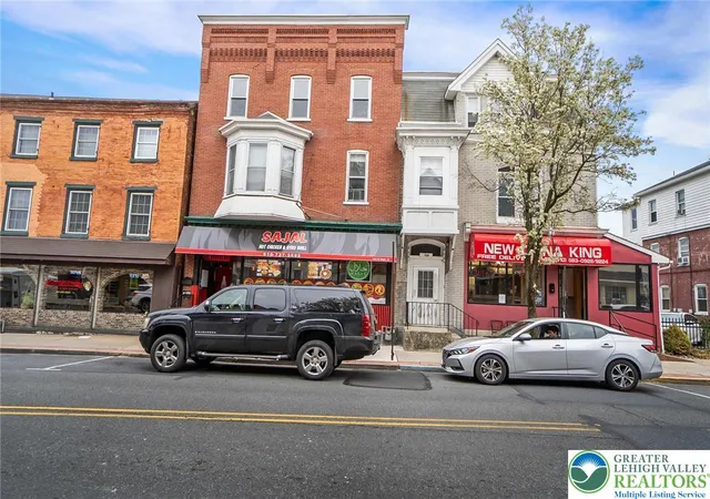 Homes for sale in Kutztown Boro, PA | 164 W Main St, Kutztown Boro, PA 19530 | MLS# 756495