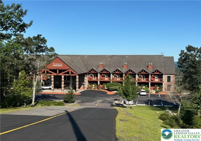 5th image of W Tuscarora Dr, Hazleton, PA 18202 | MLS# 759428