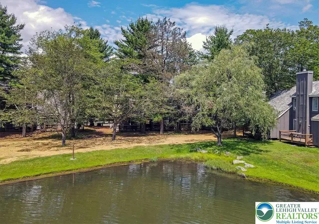 Photo 3 of Townhouse for sale at 214 Snow Ridge Cir, Kidder Twp N, PA 18624 | MLS# 760648 | Listing updated on 2026-07-15