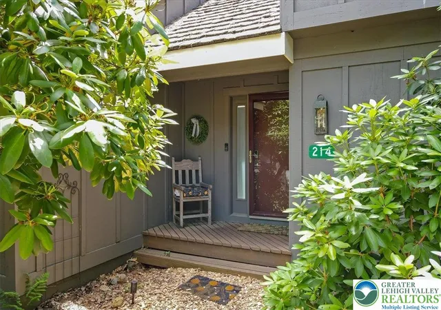Photo 3 of Townhouse for sale at 214 Snow Ridge Cir, Kidder Twp N, PA 18624 | MLS# 760648 | Listing updated on 2026-07-15