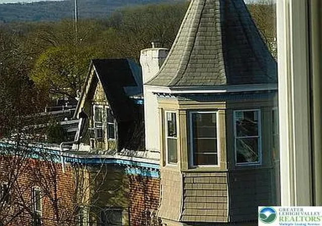 3rd image of 1225 Sw Walnut St, Allentown, PA 18102 | MLS# 763339