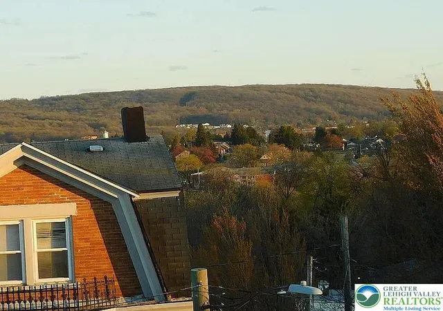 5th image of 1225 Sw Walnut St, Allentown, PA 18102 | MLS# 763339