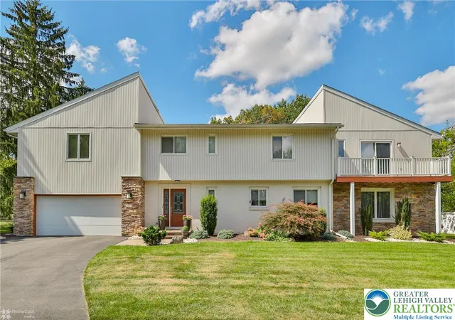 Photo 2 of Single Family Residence at 930 Springhouse Rd, Allentown, PA 18104 | MLS# 763646 | | Sold on 2026-01-05