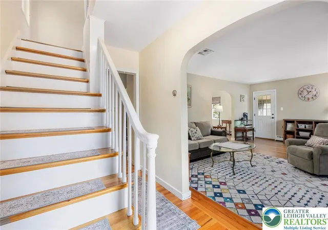 2nd image of 725 E Main St, Macungie, PA 18062 | MLS# 764455