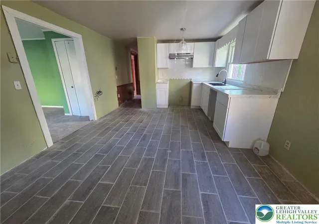 3rd image of 222 10Th St, Easton, PA 18042 | MLS# 763033