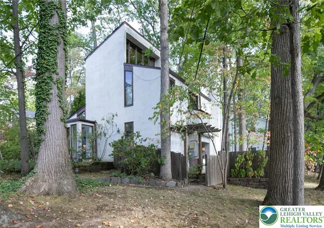 Homes for sale in Doylestown Boro, PA | 195 Lafayette St, Doylestown Boro, PA 18901 | MLS# 766531