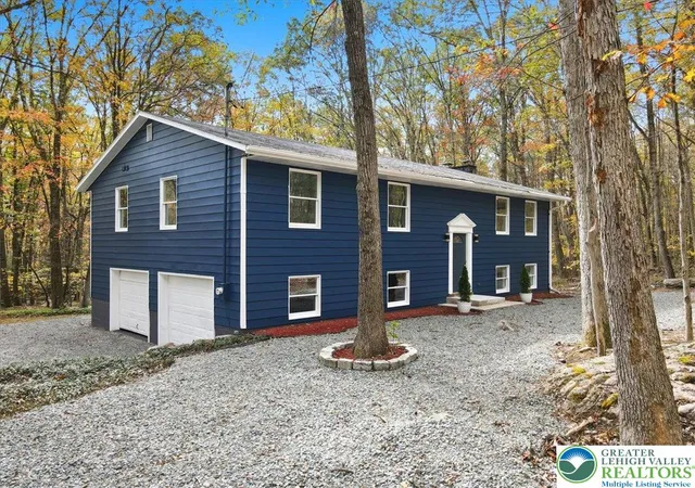 Homes for sale in Jim Thorpe, PA | 129 Lentz Trl, Jim Thorpe, PA 18229 | MLS# 767948