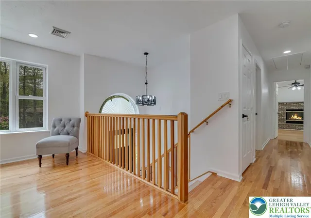 Photo 4 of Single Family Residence at 2105 Cottonwood Ln, Tobyhanna, PA 18466 | MLS# 768062 | | Sold on 2025-12-22