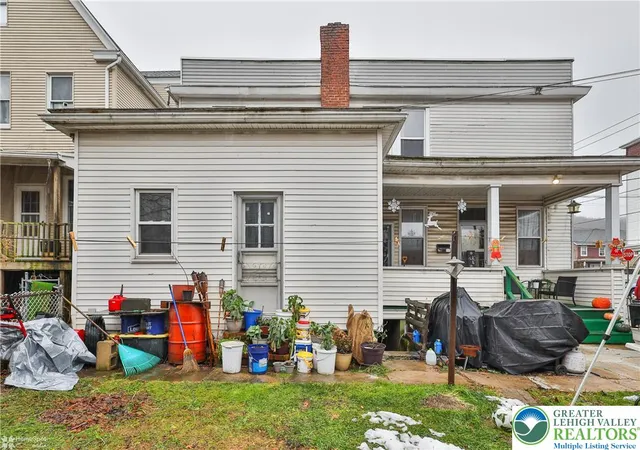 Homes for sale in Lansford Boro, PA | 301 Bertsch St, Lansford Boro, PA 18232 | MLS# 769394