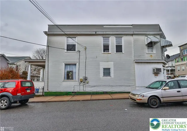 5th image of 301 Bertsch St, Lansford Boro, PA 18232 | MLS# 769394