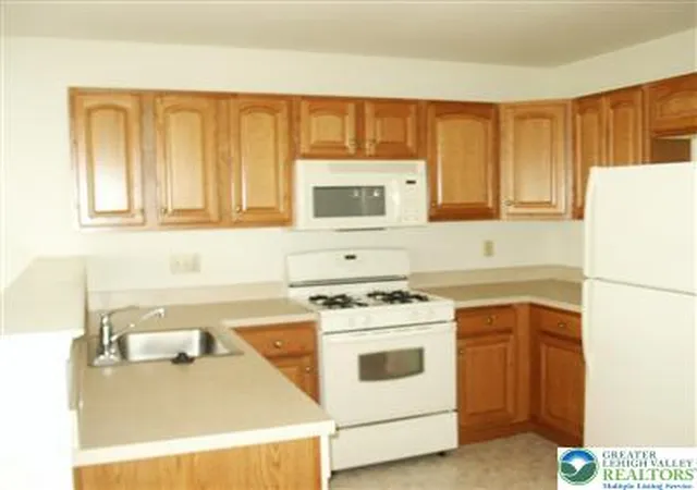 Homes for sale in Lower Macungie Twp, PA | Clauss/Hunt/Knight Dr #10 Units, Lower Macungie Twp, PA 18062 | MLS# 769709
