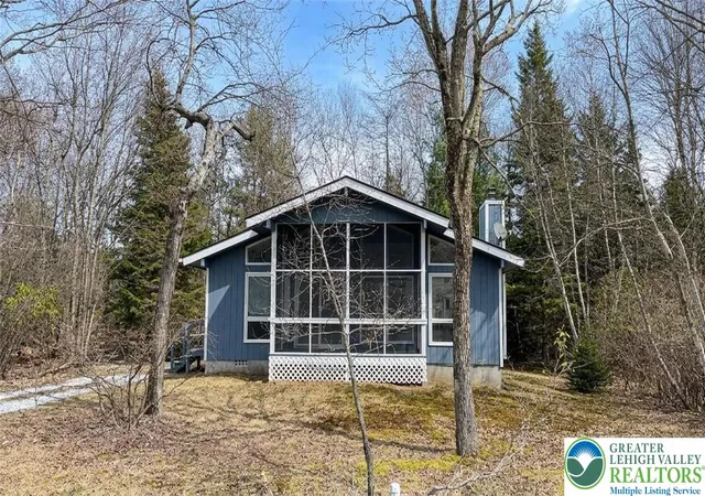 Homes for sale in Coolbaugh Twp, PA | 6522 Runnymead Ln, Coolbaugh Twp, PA 18466 | MLS# 769715