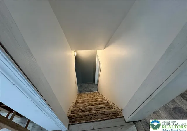 17th image of 219 W Water St, Lansford Boro, PA 18232 | MLS# 770211