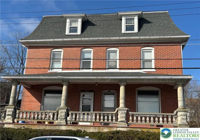 2nd image of 412 Pennsylvania Ave, Roseto, PA 18013 | MLS# 770603